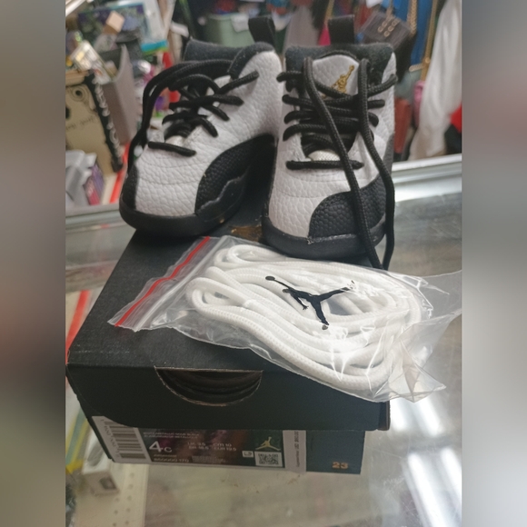 Nike Air Jordan 12 Retro TD 4C White Black In Original Box Worn Once Like New - Picture 1 of 4